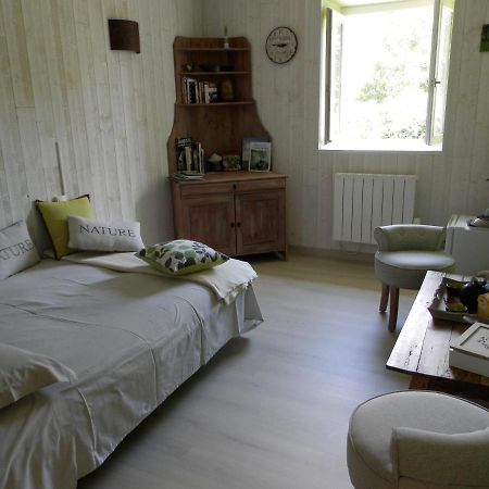 Au Pre Du Mignon Aux Portes Du Marais Poitevin Thorigny  외부 사진